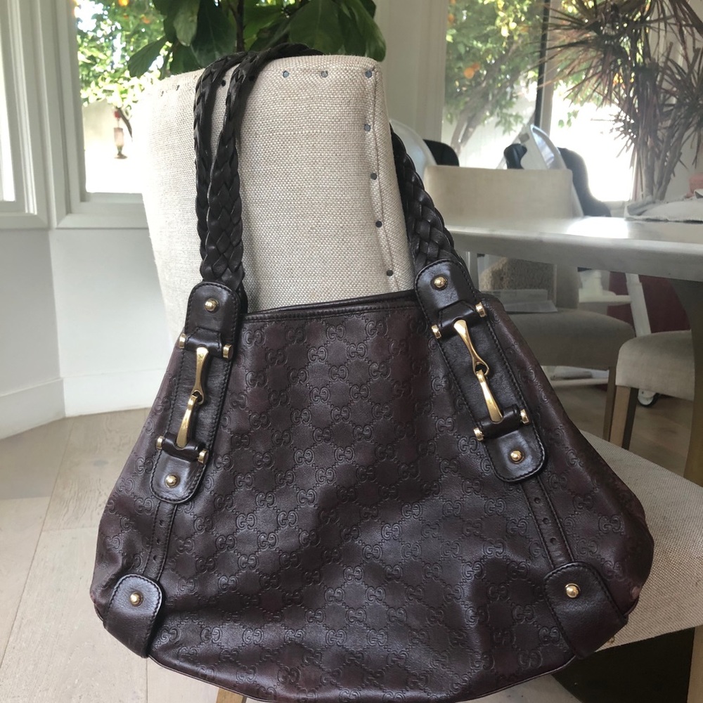 Authentic Gucci Shoulder Bag 🍂